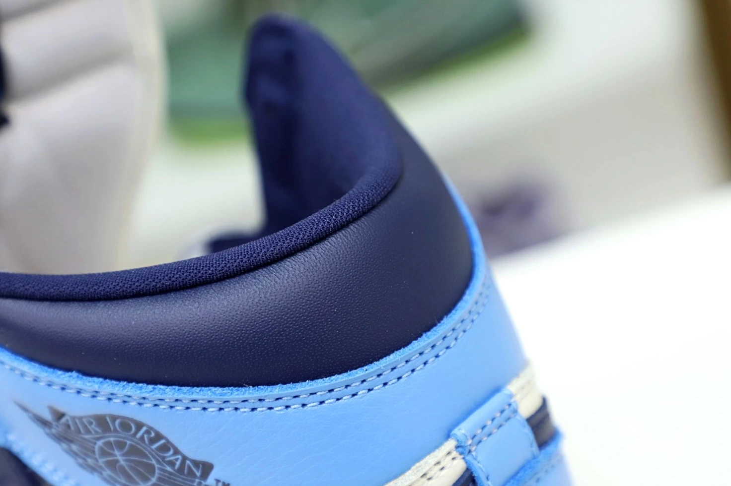 OG JORDAN 1 AIR HIGH 'OBSIDIAN' RETRO 0915